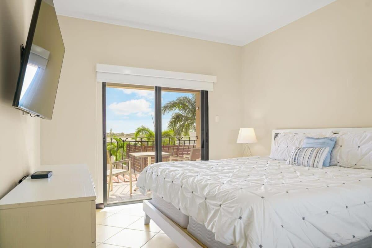 Wonder Apartment In Gold Coast With Private Pool パームビーチ エクステリア 写真