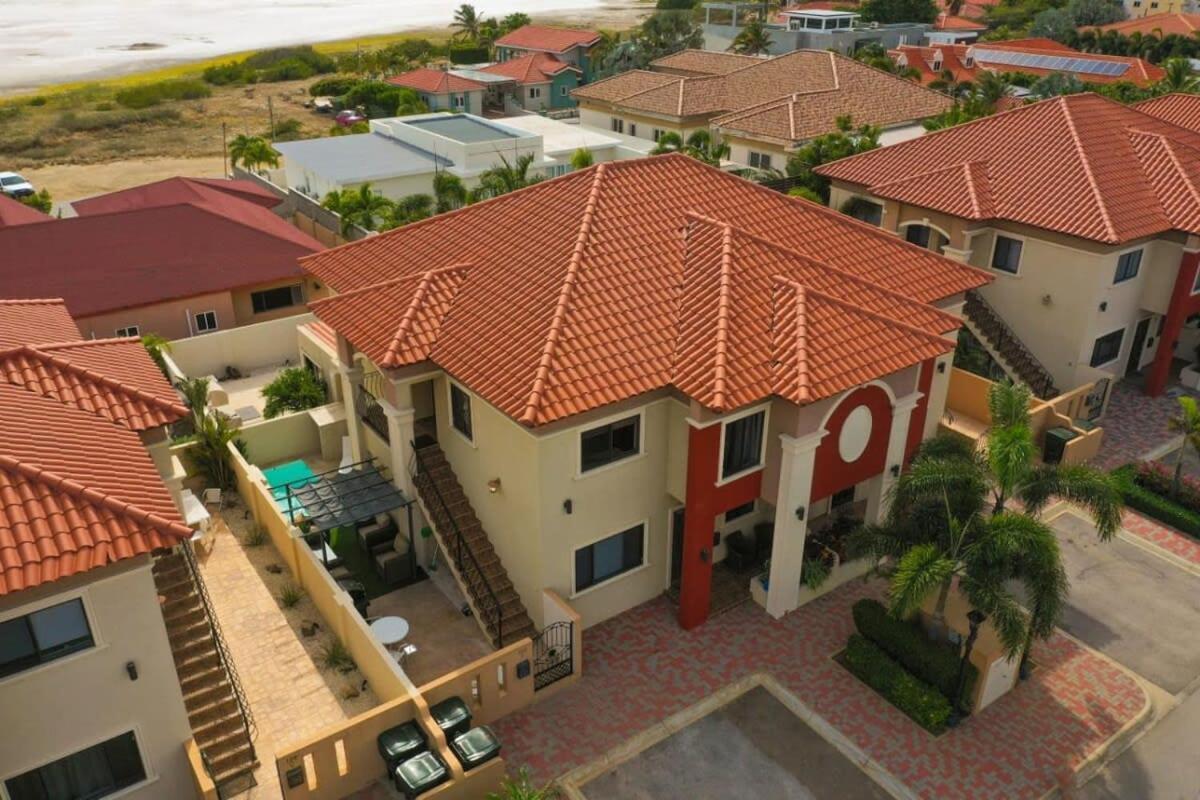 Wonder Apartment In Gold Coast With Private Pool パームビーチ エクステリア 写真