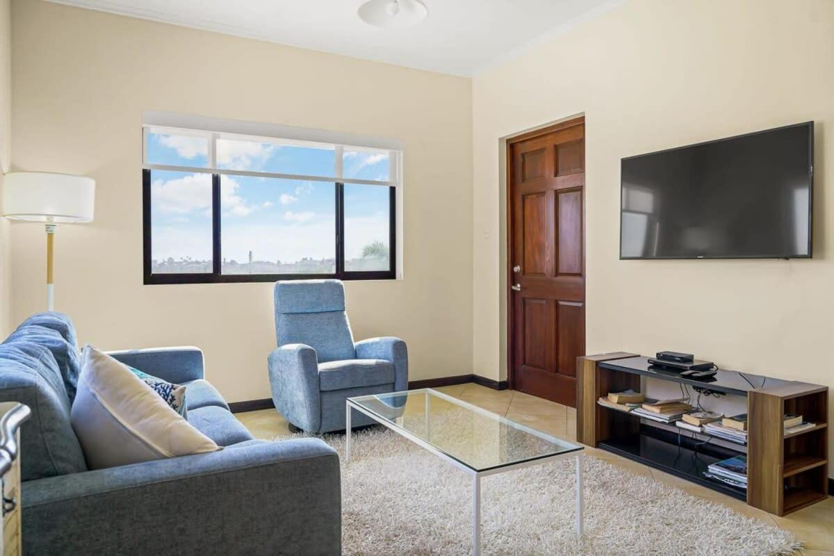 Wonder Apartment In Gold Coast With Private Pool パームビーチ エクステリア 写真