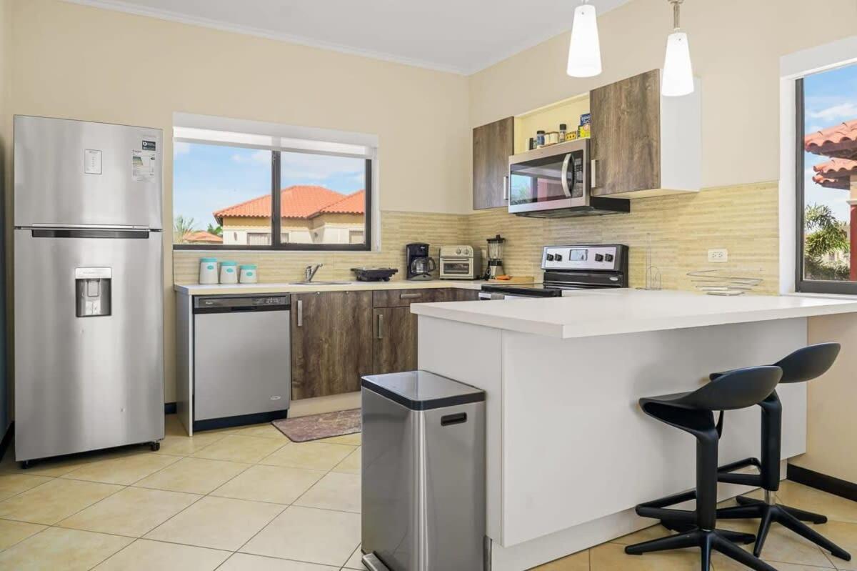 Wonder Apartment In Gold Coast With Private Pool パームビーチ エクステリア 写真