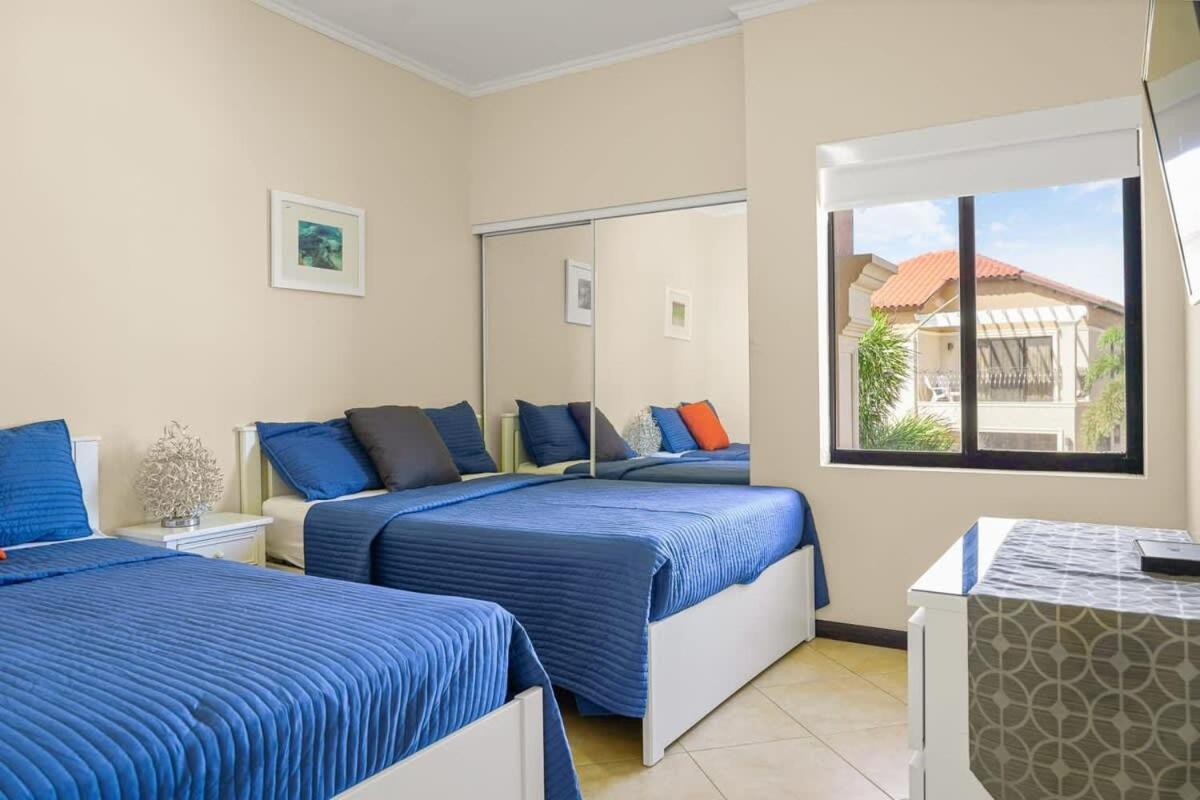 Wonder Apartment In Gold Coast With Private Pool パームビーチ エクステリア 写真